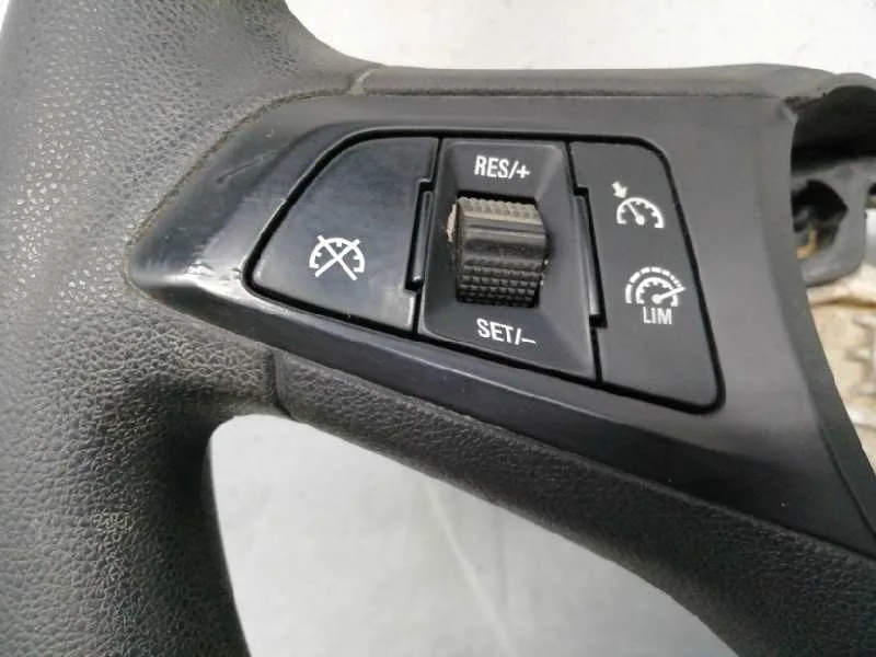 Volante para Opel Corsa E