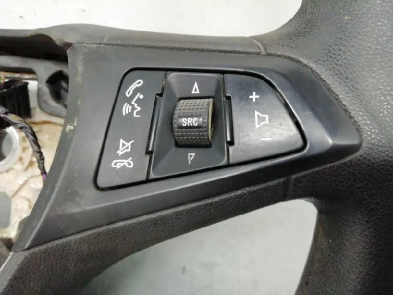 Volante para Opel Corsa E