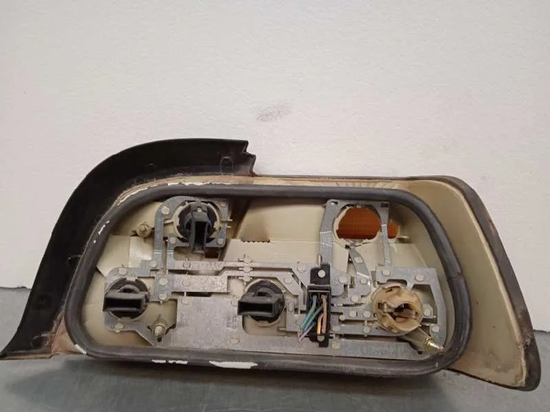 Piloto Trasero Izquierdo para Bmw Serie 3 Coupe (E36)