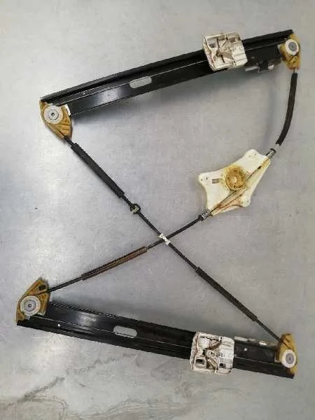 Elevalunas Delantero Derecho para Seat Leon St (5F8)
