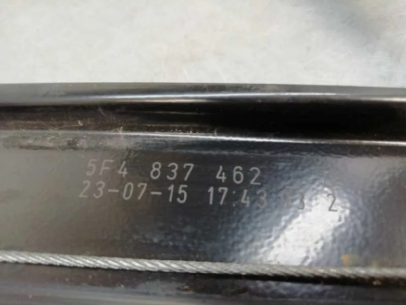 Elevalunas Delantero Derecho para Seat Leon St (5F8)