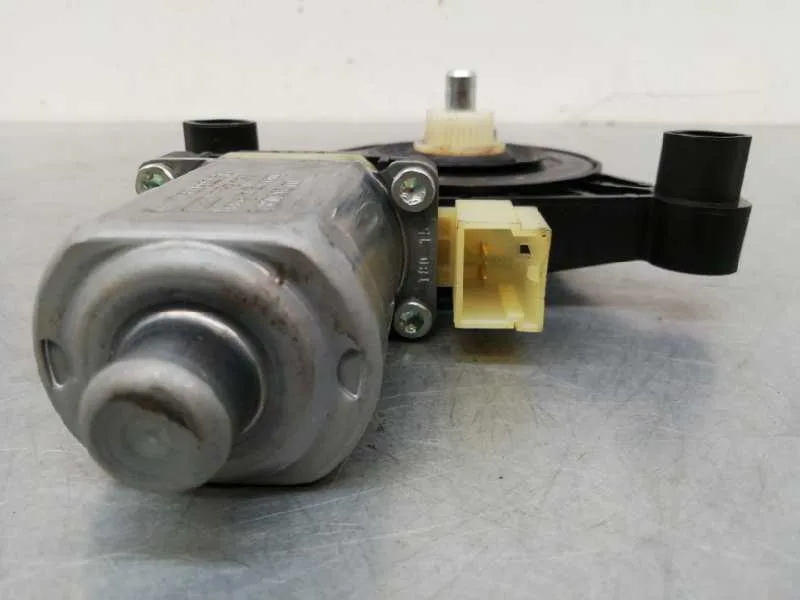 Motor Elevalunas Delantero Derecho para Seat Leon St (5F8)