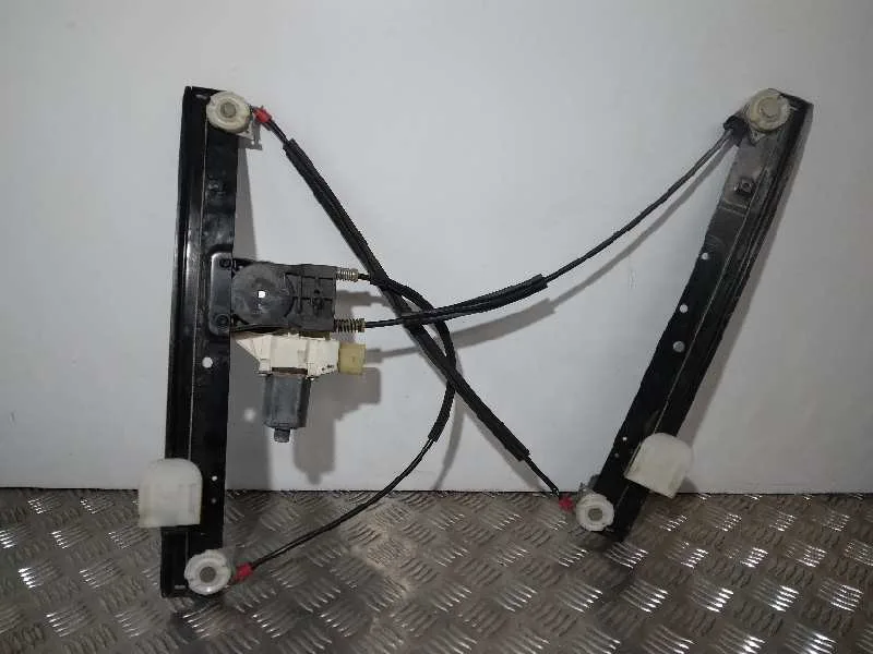 Elevalunas Delantero Izquierdo para Ford Mondeo Ber. (Ca2)