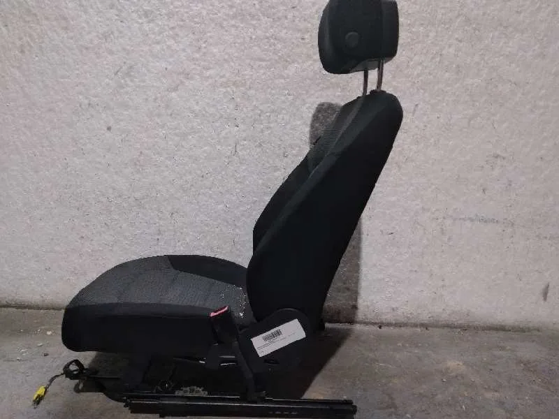 Asiento Delantero Derecho para Volkswagen Passat Lim. (362)