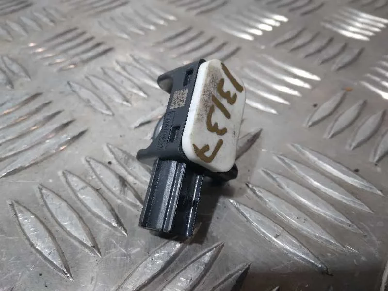 Sensor para Ford Focus Lim. (Cb4)