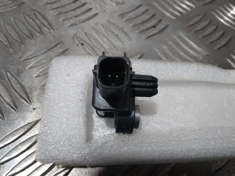 Sensor para Ford Focus Lim. (Cb4)