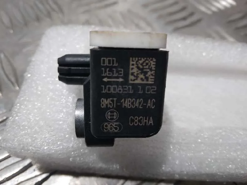 Sensor para Ford Focus Lim. (Cb4)