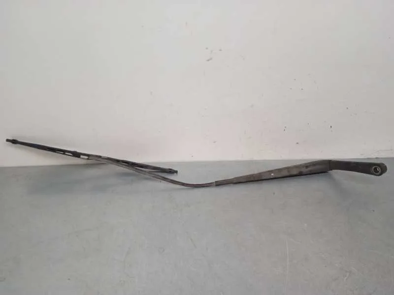 Brazo Limpia Delantero Derecho para Mazda 2 Berlina (Dy)