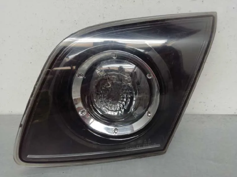 Piloto Trasero Derecho Interior para Mazda 3 Berlina (Bk)