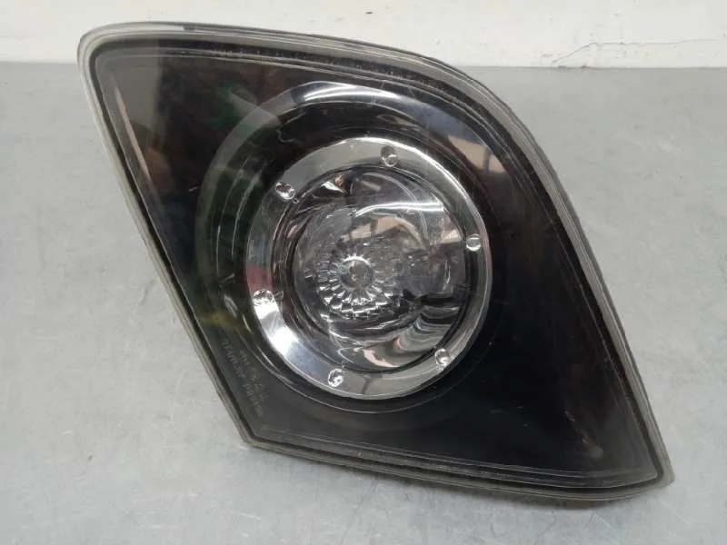 Piloto Trasero Derecho Interior para Mazda 3 Berlina (Bk)