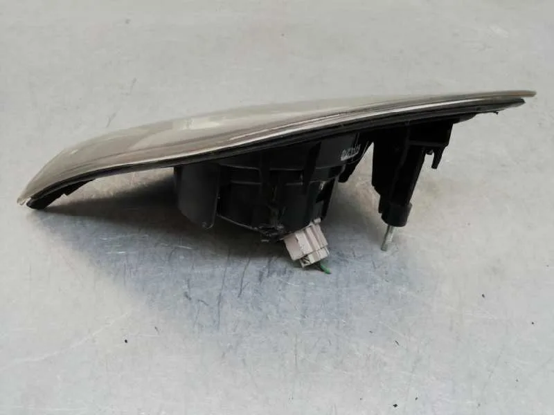 Piloto Trasero Derecho Interior para Mazda 3 Berlina (Bk)