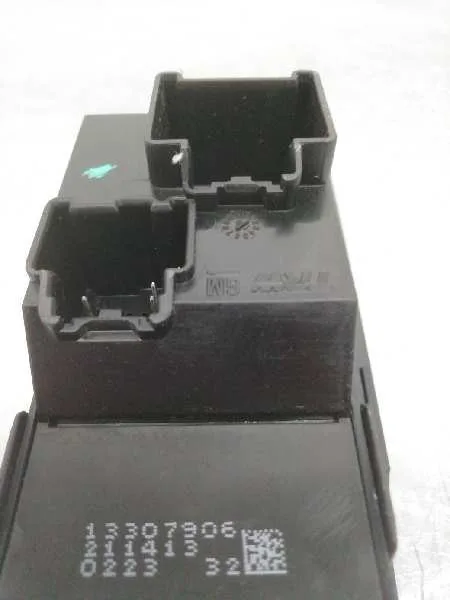 Mando Elevalunas Delantero Derecho para Saab 9-5 Lim. (03. 2010->)