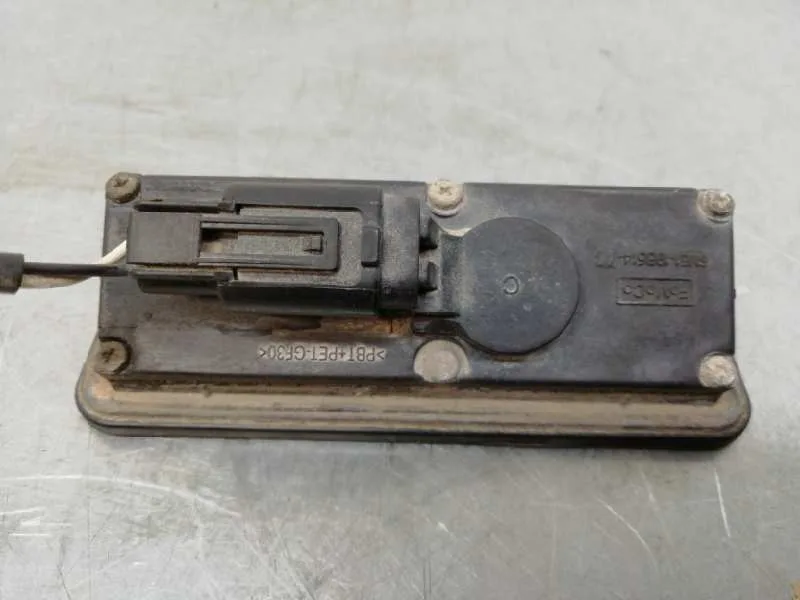 Maneta Exterior Porton para Ford Focus Lim. (Cb4)