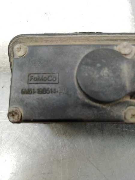 Maneta Exterior Porton para Ford Focus Lim. (Cb4)