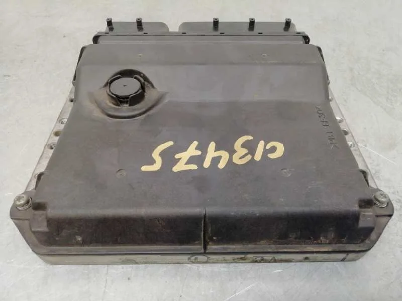 Centralita Motor Uce para Toyota Auris