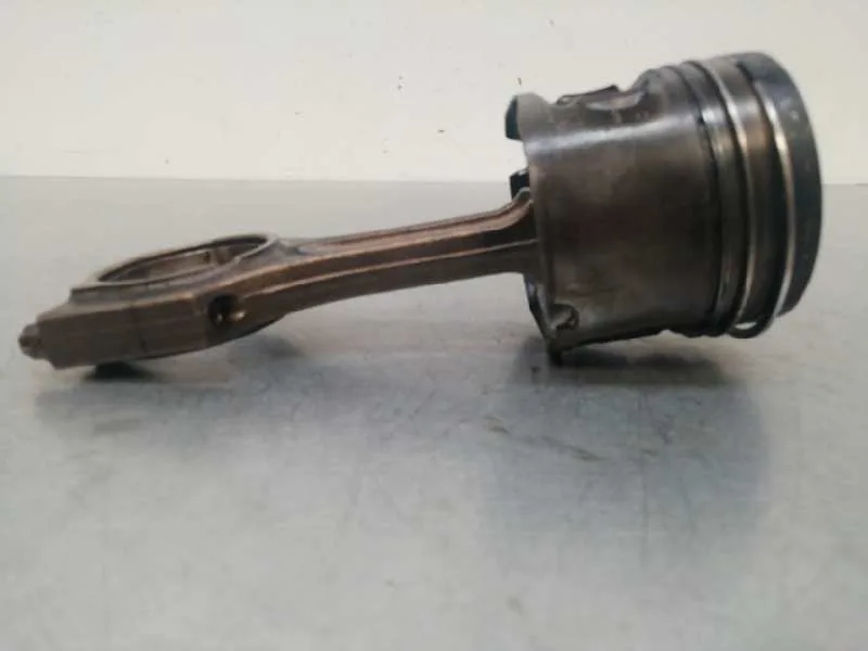 Piston para Bmw Serie 1 Berlina (E81/E87)