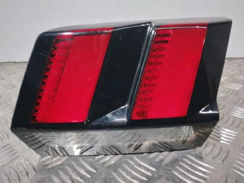 Piloto Trasero Derecho Interior para Peugeot 3008
