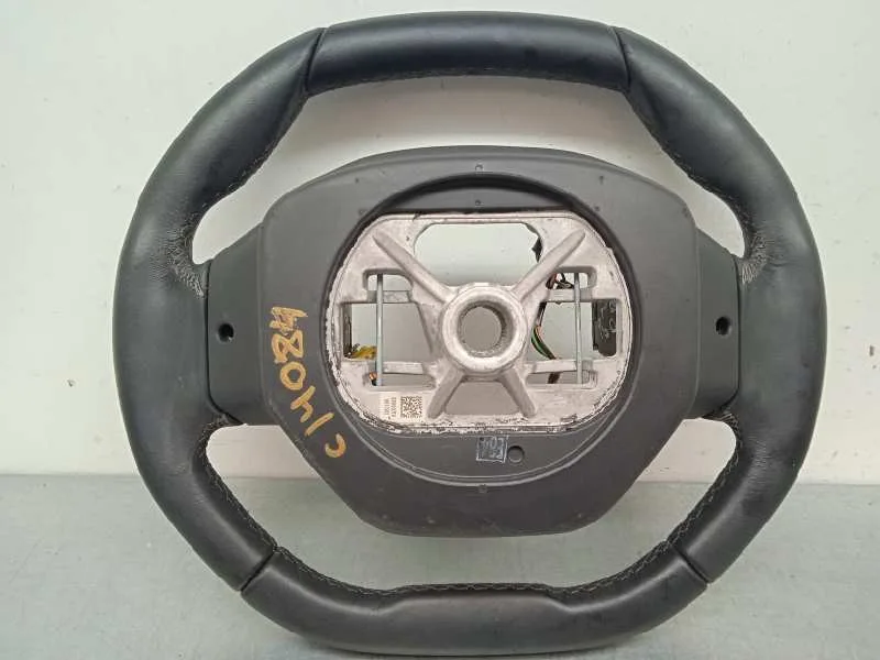 Volante para Peugeot 3008