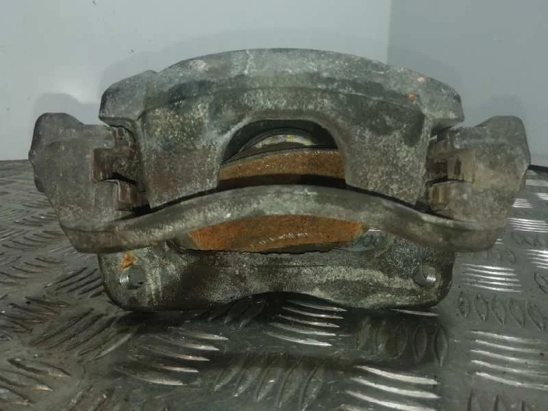 Pinza Freno Delantera Derecha para Toyota Auris
