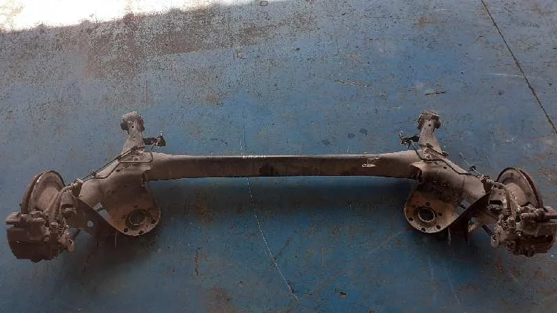 Puente Trasero para Toyota Auris
