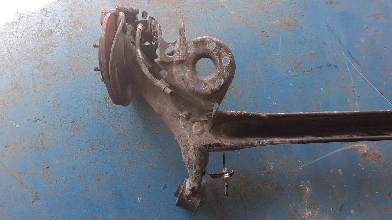 Puente Trasero para Toyota Auris