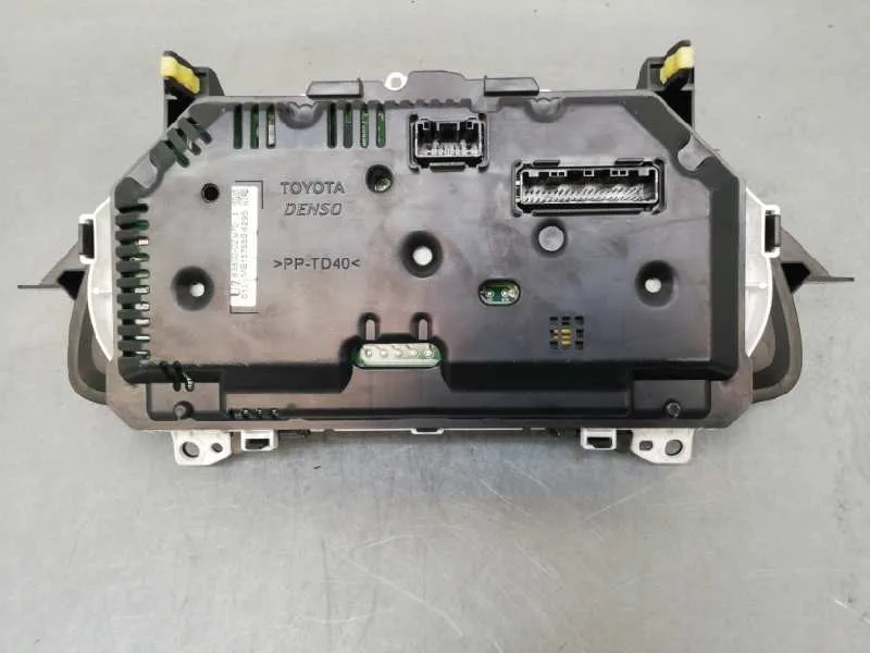Cuadro Instrumentos para Toyota Auris