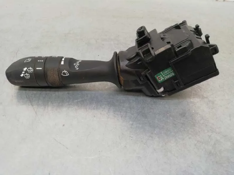Mando Limpia para Toyota Auris