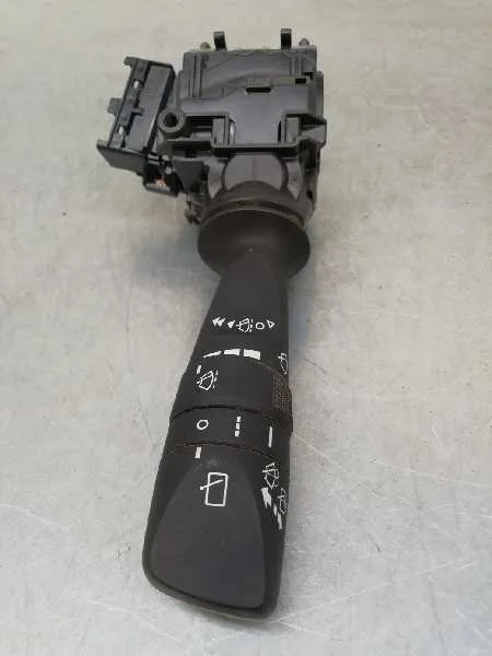 Mando Limpia para Toyota Auris