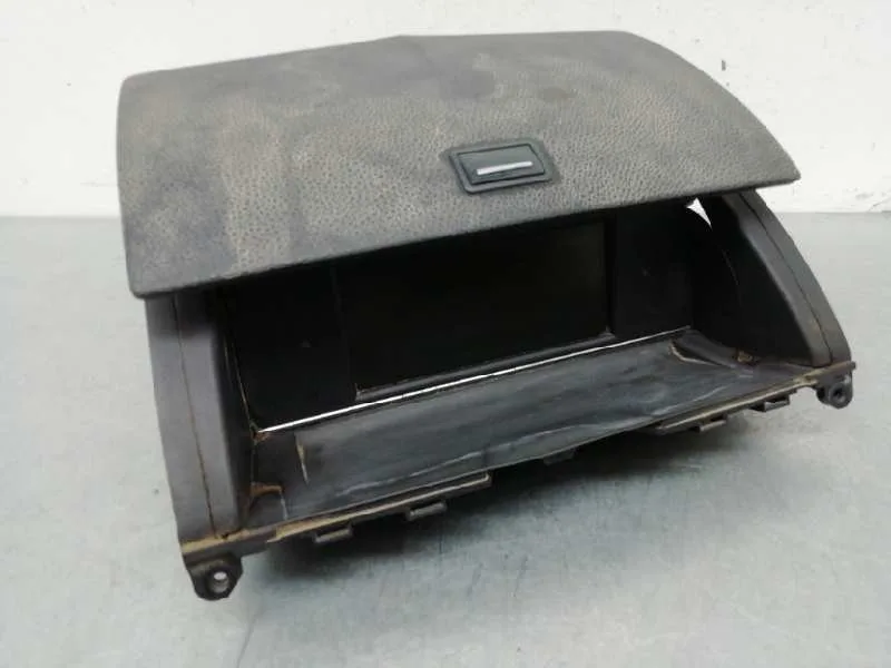 Pantalla Multifuncion para Mercedes-Benz Clase C (W204) Berlina