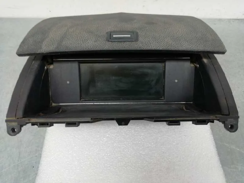 Pantalla Multifuncion para Mercedes-Benz Clase C (W204) Berlina