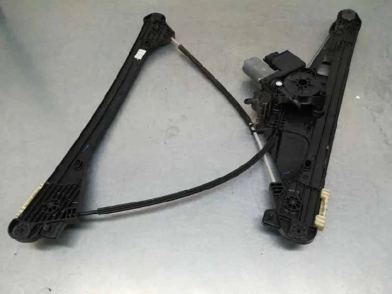 Elevalunas Delantero Derecho para Peugeot 3008