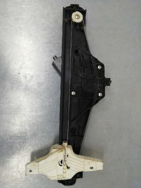 Elevalunas Trasero Izquierdo para Peugeot 3008