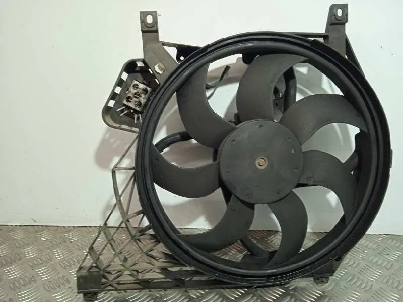 Electroventilador para Nissan Primera Berlina (P12)