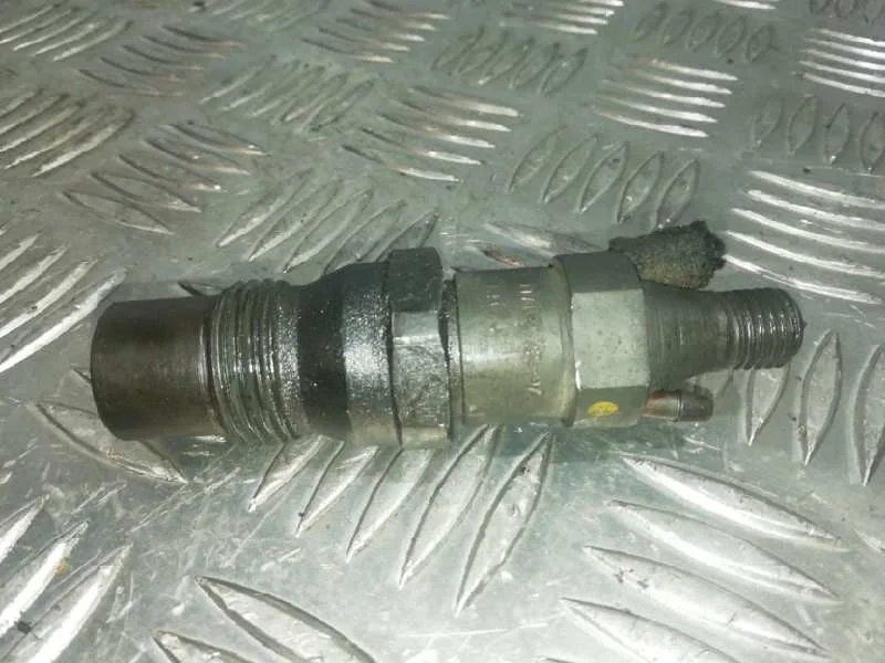 Inyector para Volkswagen Polo Berlina (6N1)
