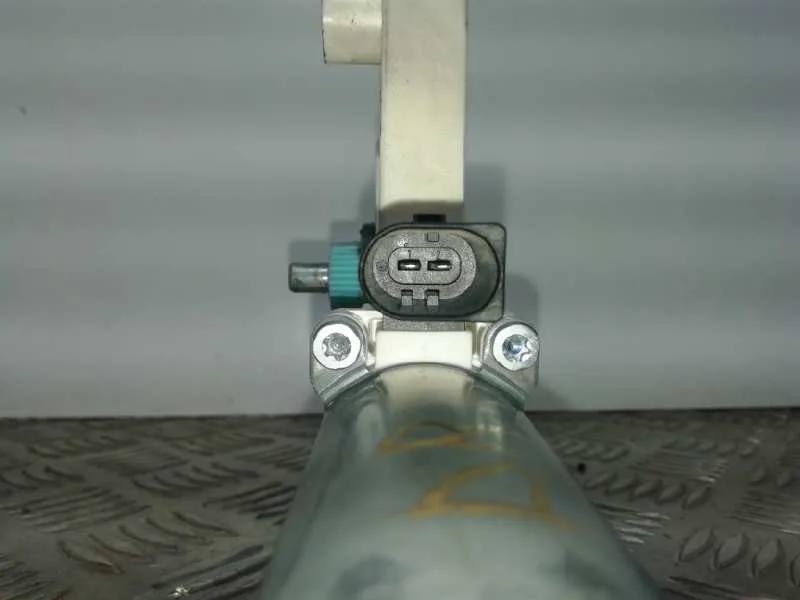 Motor Elevalunas Delantero Derecho para Mercedes-Benz Clase A (W169)
