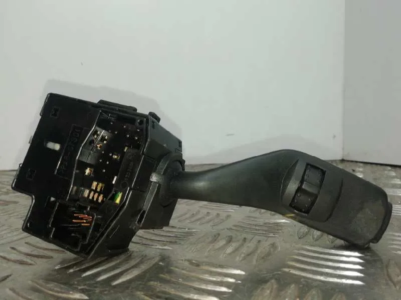 Mando Luces para Ford Focus Berlina (Cap)