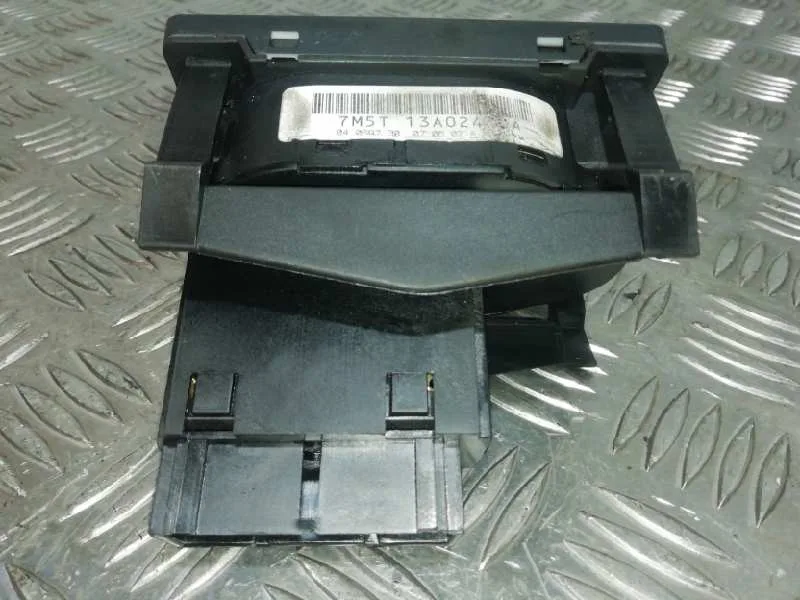 Mando Luces para Ford Focus Berlina (Cap)