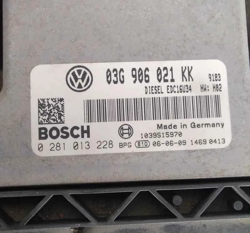 Centralita Motor Uce para Volkswagen Golf V Berlina (1K1)