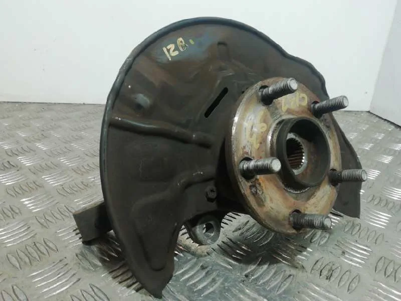 Mangueta Delantera Izquierda para Toyota Corolla Verso (R1)