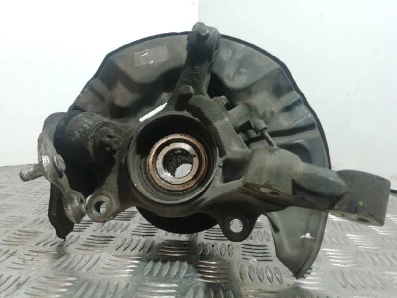 Mangueta Delantera Izquierda para Toyota Corolla Verso (R1)