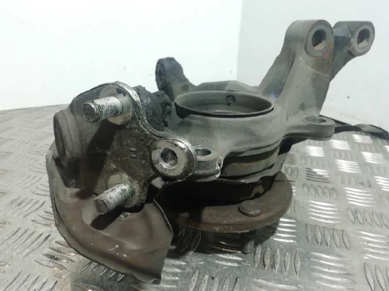 Mangueta Delantera Izquierda para Toyota Corolla Verso (R1)