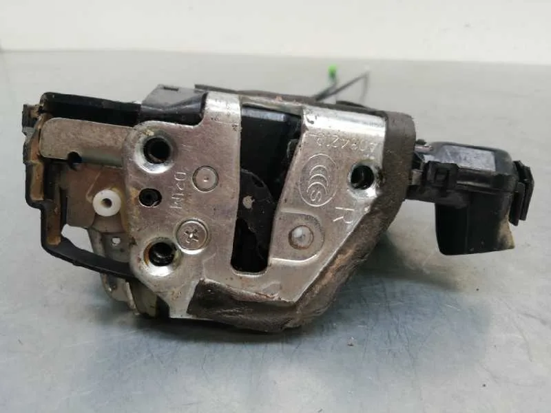 Cerradura Puerta Delantera Derecha para Toyota Auris