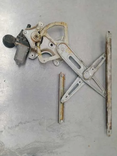 Elevalunas Delantero Derecho para Toyota Auris