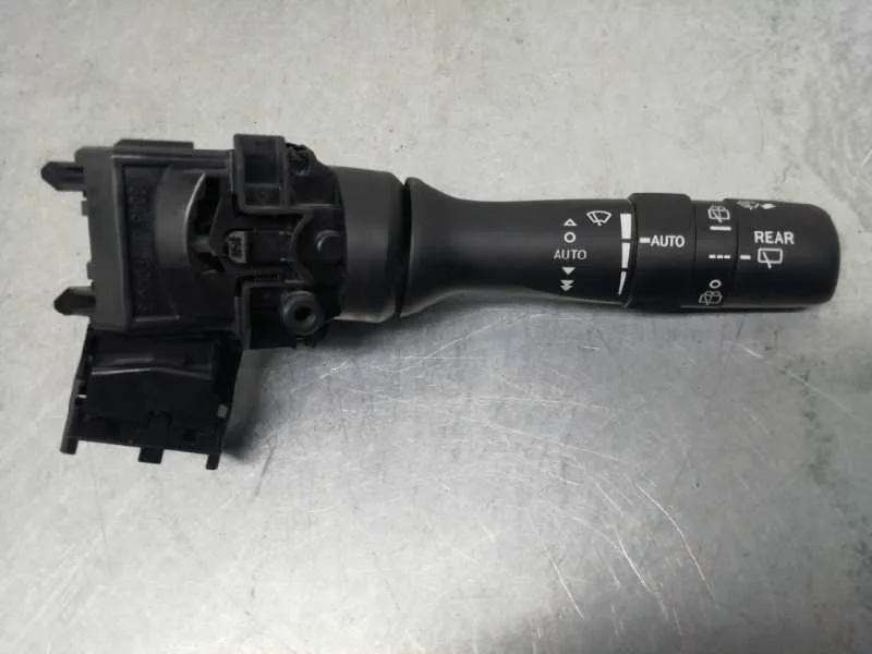 Mando Limpia para Lexus Ct