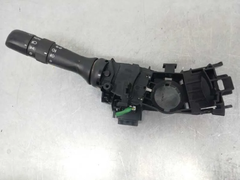 Mando Luces para Lexus Ct