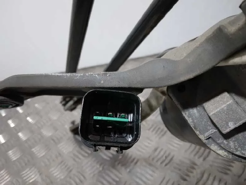 Motor Limpia Delantero para Kia Carens (Un)