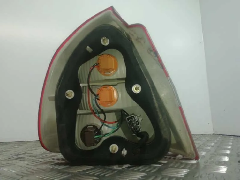 Piloto Trasero Derecho para Mitsubishi Carisma Berlina 5 (Da0)