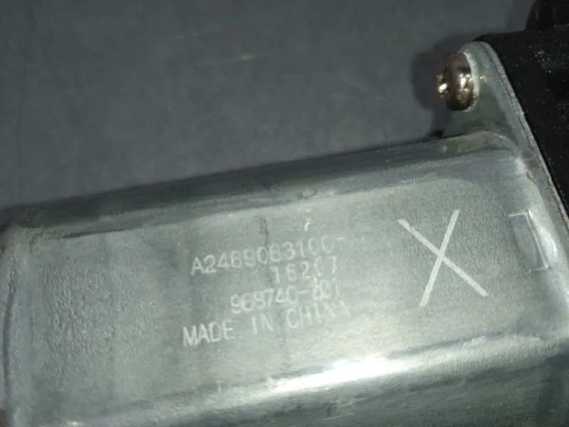 Motor Elevalunas Trasero Derecho para Volvo V40
