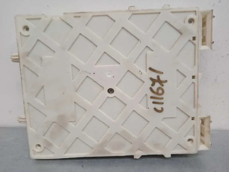 Caja Reles / Fusibles para Volvo V40