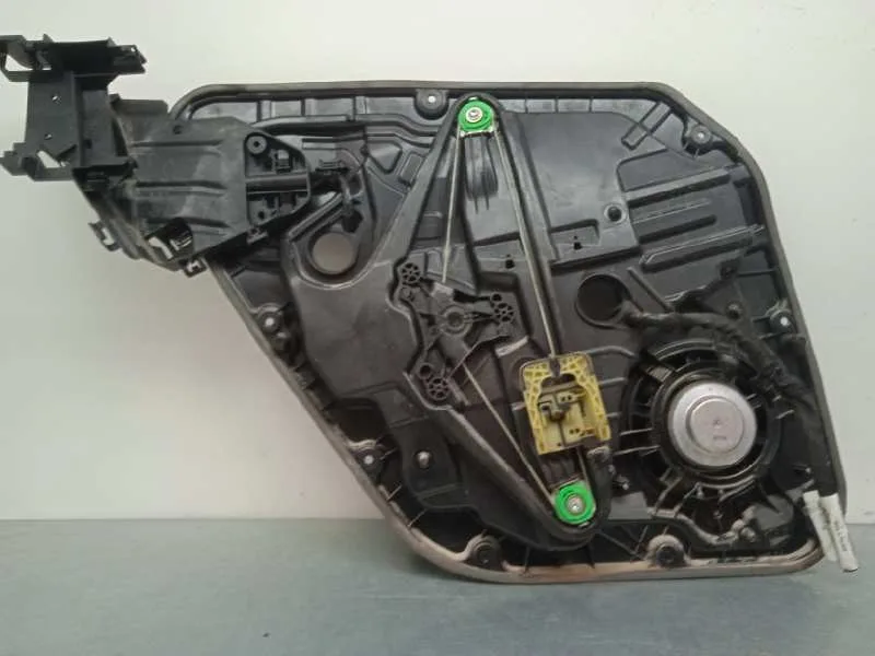 Elevalunas Trasero Derecho para Volvo V40